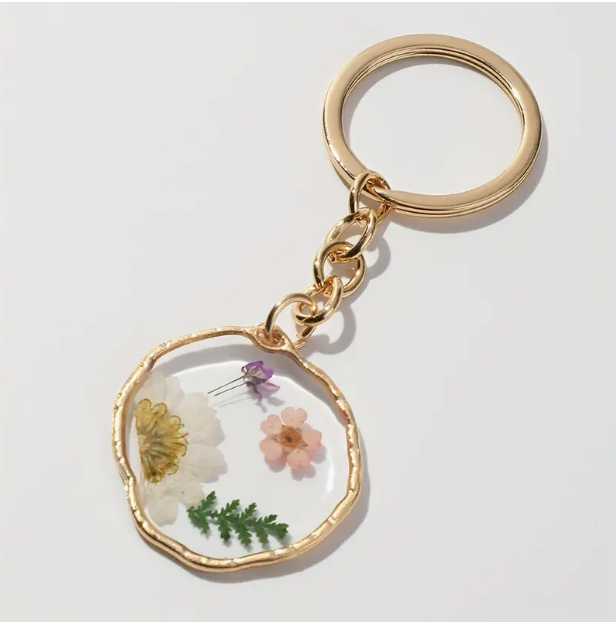 Dainty Pressed Flower Keychain